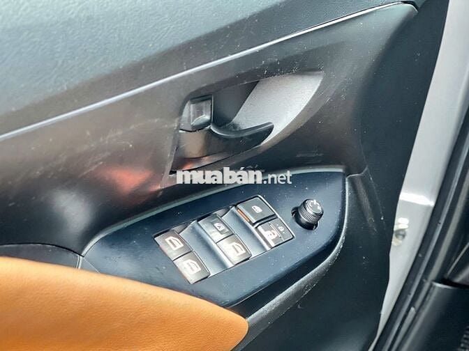 Toyota Innova 2.0E 2017- 99000 km