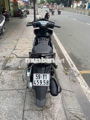 Honda air blade FI 2014 mới 90% Bstp chính chủ