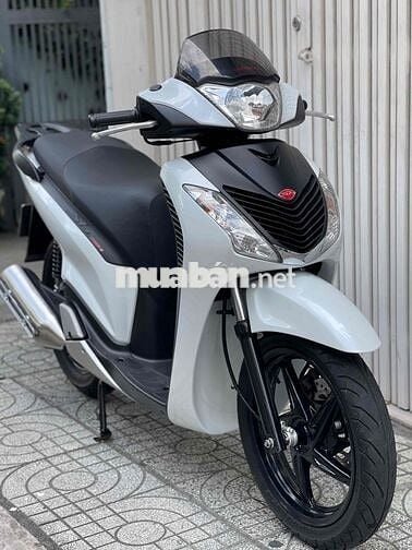 Honda SH150 Ý 2010 số máy 105 Trắng đen chính chủ