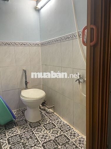 CHO THUÊ PHÒNG TRỌ GÁC LỬNG CAO – MÁY LẠNH – CHỈ 2,45 TRIỆU/THÁNG