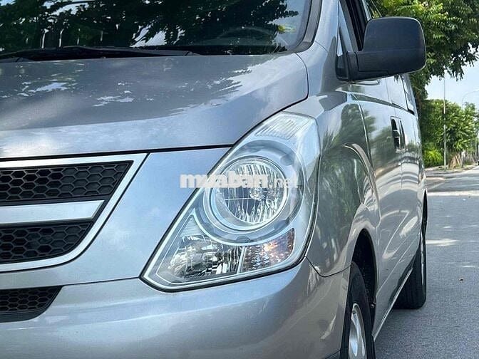 Hyundai Starex 2011 2.5D MT - 130000 km