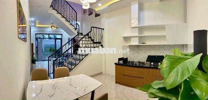 Nhà Đẹp Xuân Lạc Vĩnh Ngọc Nha Trang Hướng Đông Nam Gần Sông