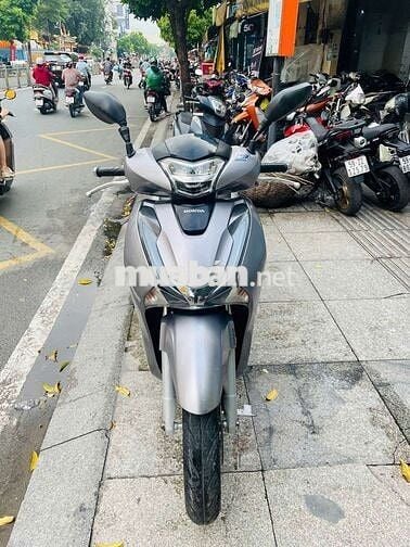 Honda SH 125 2018 mới 90% bstp chính chủ