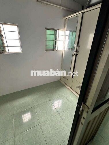 Nhà hẻm 11m2, 1 phòng ngủ, đường Nguyễn Cửu Vân, Q. Bình Thạnh