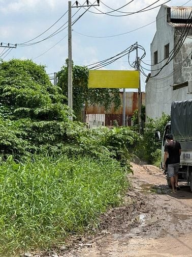Bán 90m2 đất lô góc tại Vĩnh Lộc, 8,2 tỷ, mặt tiền 4m, chính chủ uy tí
