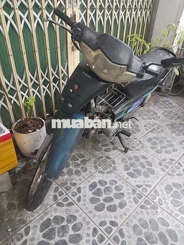 Xe máy Honda Wave màu xanh đã sử dụng