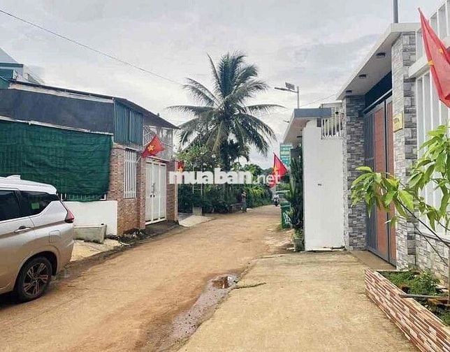 BÁN ĐẤT HẺM 128 NGUYỄN XUÂN NGUYÊN - BMT. 5x25M . GIÁ: 2,950 TỶ