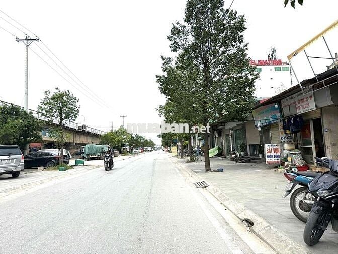 🔥 LÔ GÓC CỰC ĐẸP – NHÀ CẤP 4 Ở NGAY – GIÁ CHỈ HƠN 3.X TỶ 🔥 🔥 LÔ GÓC CỰC ĐẸP – NHÀ CẤP 4 Ở NGAY – GIÁ CHỈ HƠN 3.X TỶ 🔥