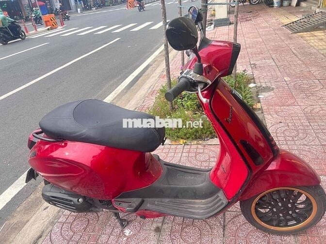 Vespa Spint 2020