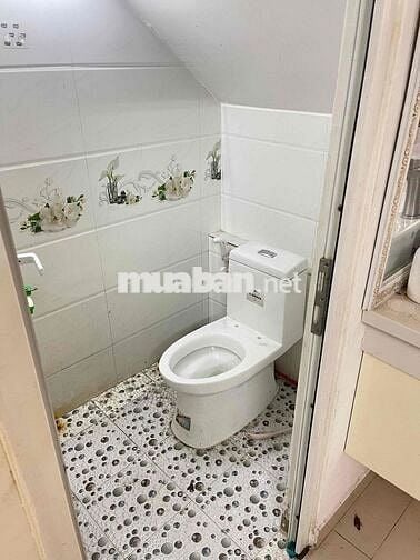 Nhà HXH Đường Số 18 P8: 4x15m, 3 lầu, 4pn, Full Nội Thất