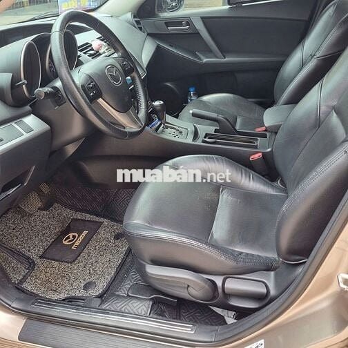 Mazda 3 2013 màu vàng cát số tự động