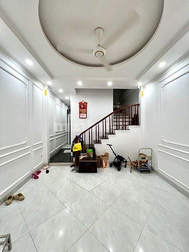 KIM NGƯU 40M2 HƠN 13 TỶ NỞ HẬU- Ô TÔ TRÁNH 15M - THANG MÁY - SIÊU HIẾM