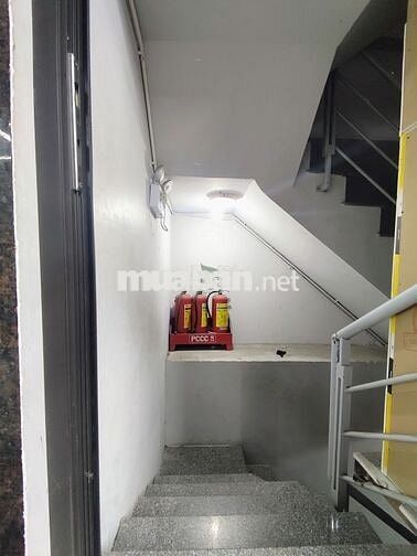CHO THUÊ MẶT BẰNG CHUNG LỐI ĐI RIÊNG TẦNG 1+2+3 MẶT TIỀN GIÁ 45 TRIỆU