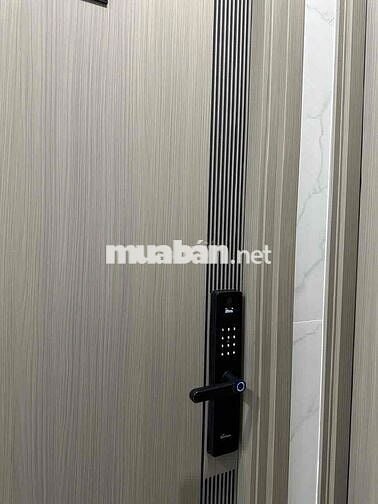 Phòng Studio Ban Công Full Nội Thất Thang Máy Mặt Tiền Tôn Đản Quận 4