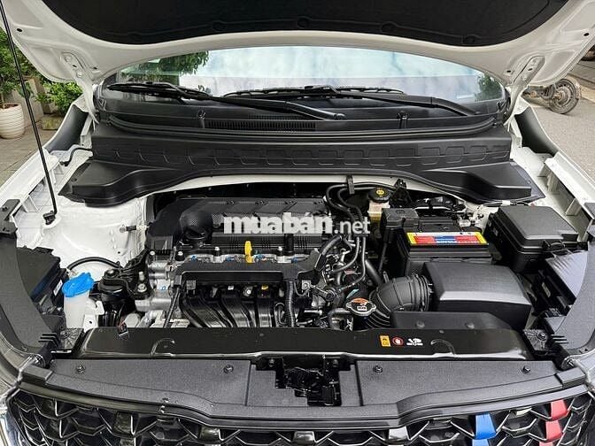 Kia Sonet SX Luxury 2023 màu trắng số tự động
