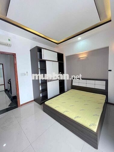 Nhà HXH Đường Số 18 P8: 4x15m, 3 lầu, 4pn, Full Nội Thất