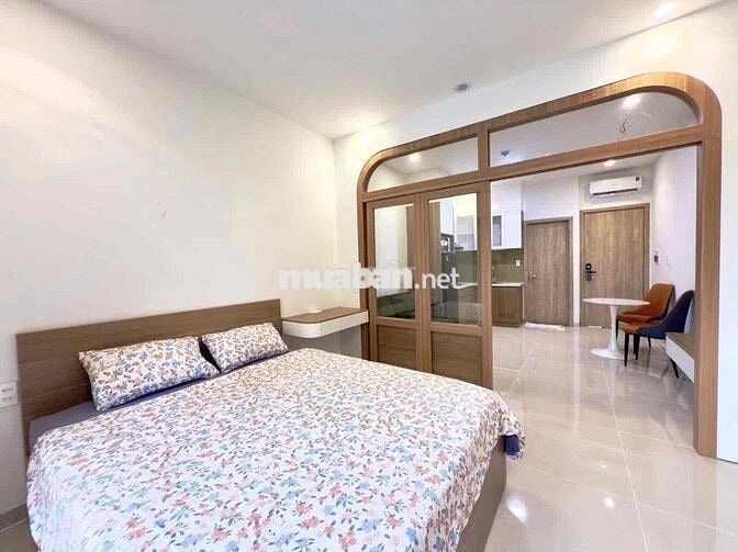 CHO THUÊ CĂN HỘ 1 PHÒNG NGỦ BAN CÔNG NGAY TRƯỜNG SA FULL NỘI THẤT