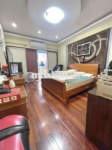 Nhà 4 lầu đẹp ( 4m x 28m) đường số 3 CX Lữ Gia p15 q11