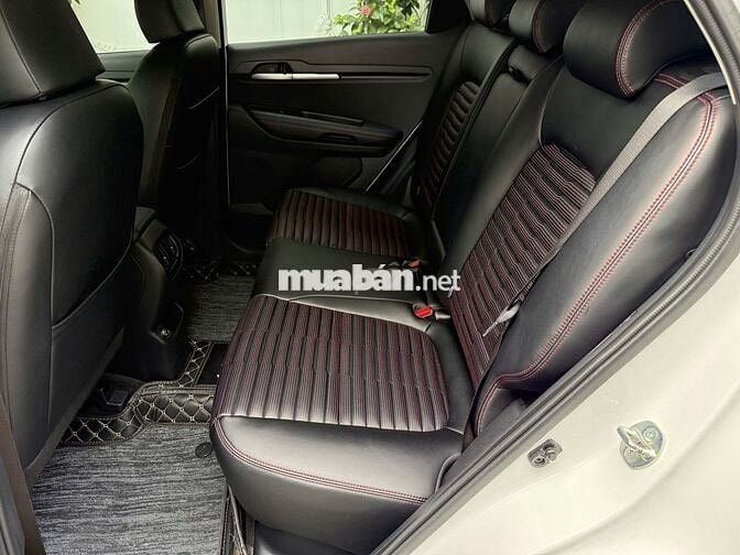 Kia Sonet SX Luxury 2023 màu trắng số tự động