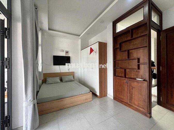 Căn hộ 2 PN 62m2 cực rộng ngay Vòng xoay Dân Chủ quận 3 giá rẻ