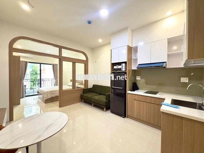 CHO THUÊ CĂN HỘ 1 PHÒNG NGỦ BAN CÔNG NGAY TRƯỜNG SA FULL NỘI THẤT