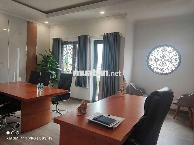 NHÀ ĐẸP 3 TẦNG 2pn 2wc sân thượng đúc 15triệu