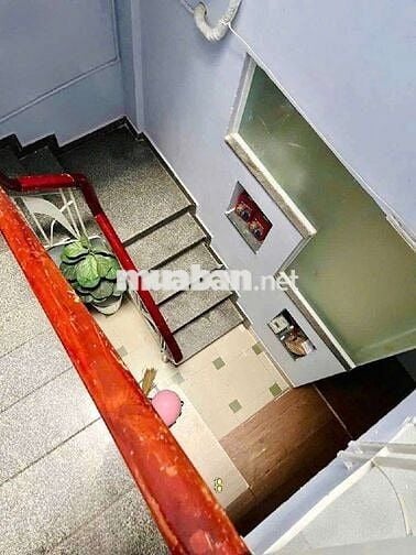NHÀ 2 TẦNG ĐẸP ( 4m x 17 ) VỊ TRÍ ĐẸP LÝ THƯỜNG KIỆT Q11