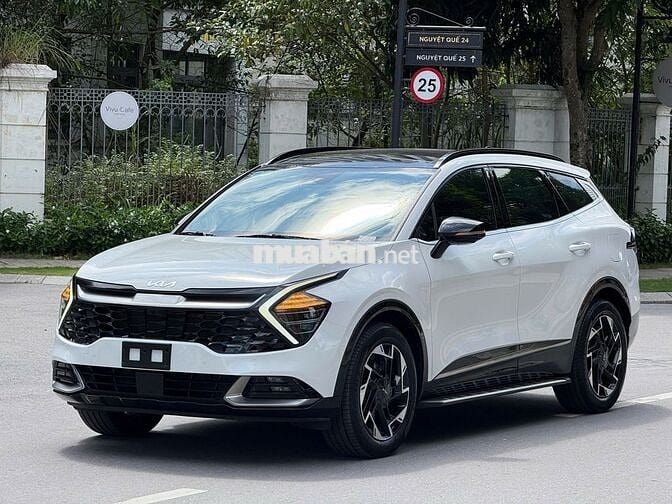 Kia Sportage 2.0 Signature 2025 trắng 14000 km