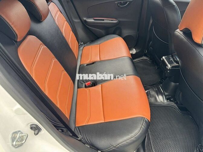 Honda Brio RS 2020 màu trắng, 60.000 km
