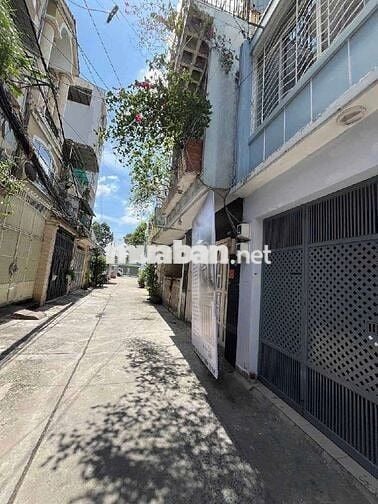 NHÀ 2 TẦNG ĐẸP ( 4m x 17 ) VỊ TRÍ ĐẸP LÝ THƯỜNG KIỆT Q11