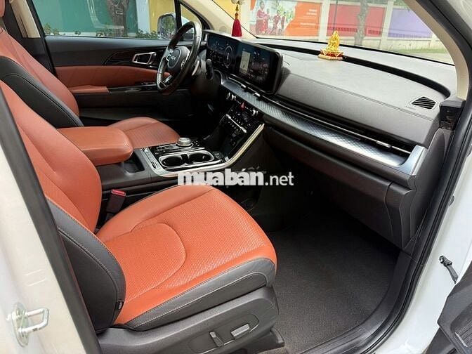 Kia Carnival 3.5 Signature 2022 Trắng