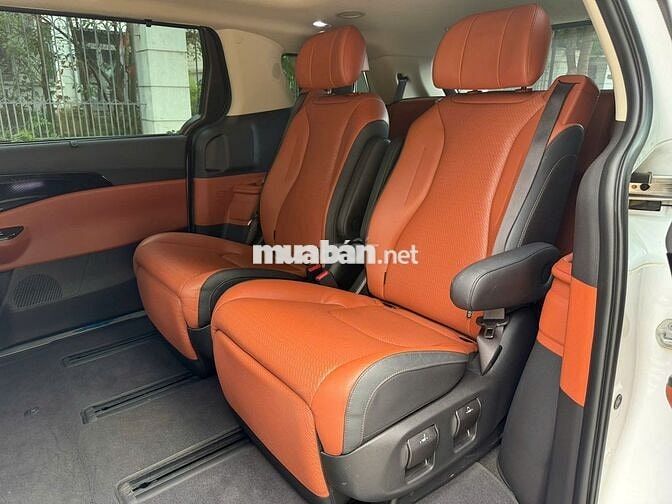 Kia Carnival 3.5 Signature 2022 Trắng