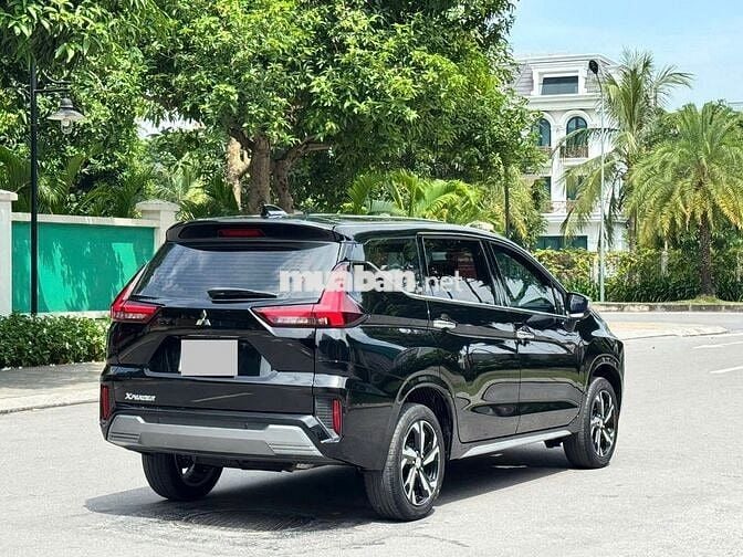 Mitsubishi Xpander Premium 2022 màu đen