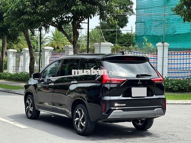 Mitsubishi Xpander Premium 2022 màu đen