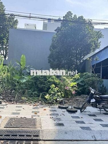 110m2 đất kdc ngay thị trấn Bến Lức,sổ hồng đầy đủ, giá 1,39 Tỷ
