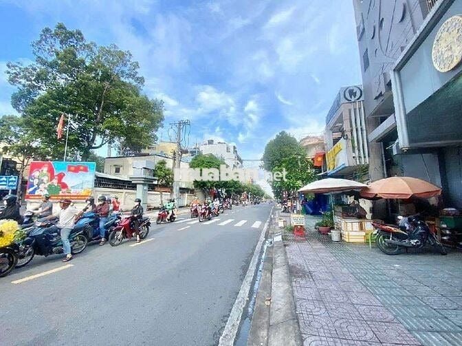 NHÀ 2 TẦNG VỊ TRÍ ĐẮC ĐỊA TRUNG TÂM ( 3,5m x 13m) HÀN HẢI NGUYÊN Q11