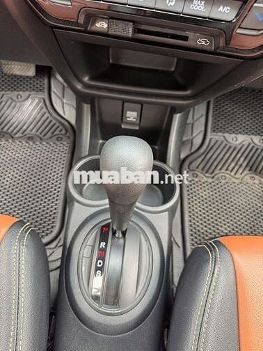 Honda Brio RS 2020 màu trắng, 60.000 km