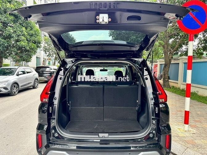 Mitsubishi Xpander Premium 2022 màu đen