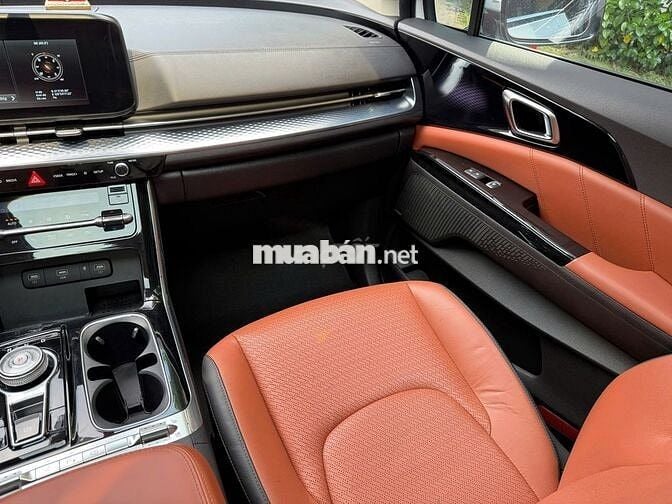 Kia Carnival 3.5 Signature 2022 Trắng
