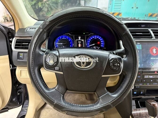 Camry 2.0E 2017 - 118.661 km - Giá Còn Giảm