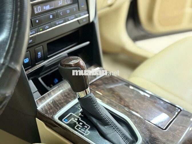 Camry 2.0E 2017 - 118.661 km - Giá Còn Giảm