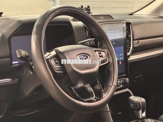 Ford Everest Sport 2.0L 4x2 AT 2024 - 22000 km