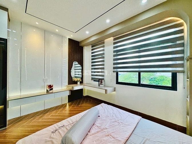 ⭐️Mở bán 2 Nhà 4 Lầu tuyệt đẹp Cao cấp xe hơi trong nhà Tô Ngọc Vân, 