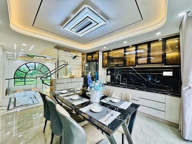 ⭐️Mở bán 2 Nhà 4 Lầu tuyệt đẹp Cao cấp xe hơi trong nhà Tô Ngọc Vân, 