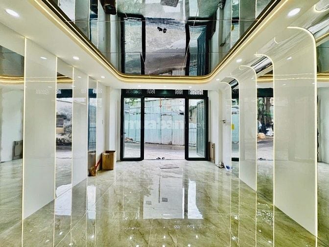 ⭐️Mở bán 2 Nhà 4 Lầu tuyệt đẹp Cao cấp xe hơi trong nhà Tô Ngọc Vân, 