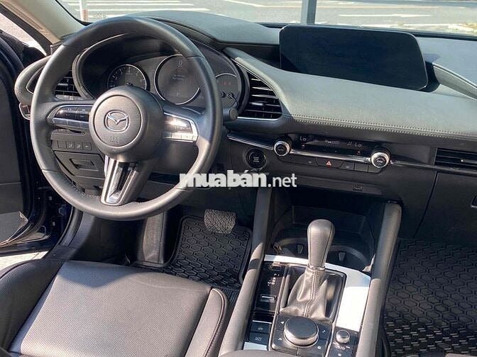 Mazda 3 2020 1.5L Luxury - 70000 km