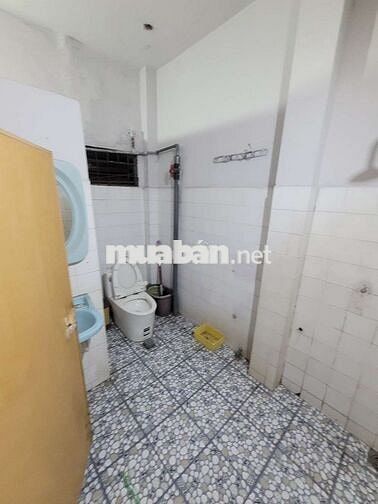 NHÀ HẺM XE HƠI GIÁ RẺ PHÙ HỢP GIA ĐÌNH ĐÔNG NGƯỜI GIÁP TÂN BÌNH