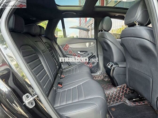 Mercedes Benz GLC 300 4Matic 2022 - 1 Tỷ 680