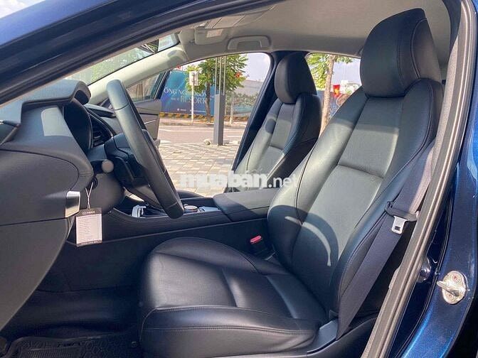 Mazda 3 2020 1.5L Luxury - 70000 km