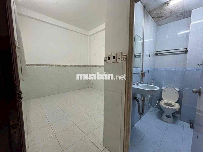 CUỐI THÁNG TRỐNG PHÒNG MỚI SẴN MÁY LẠNH - NGAY AEON BÌNH TÂN
